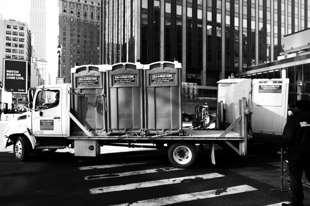 Best Construction site porta potty rental  in Prudenville, MI